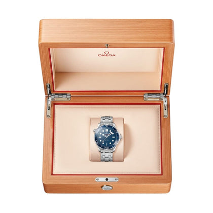 Omega Seamaster Diver 007 Edition Herrenarmbanduhr